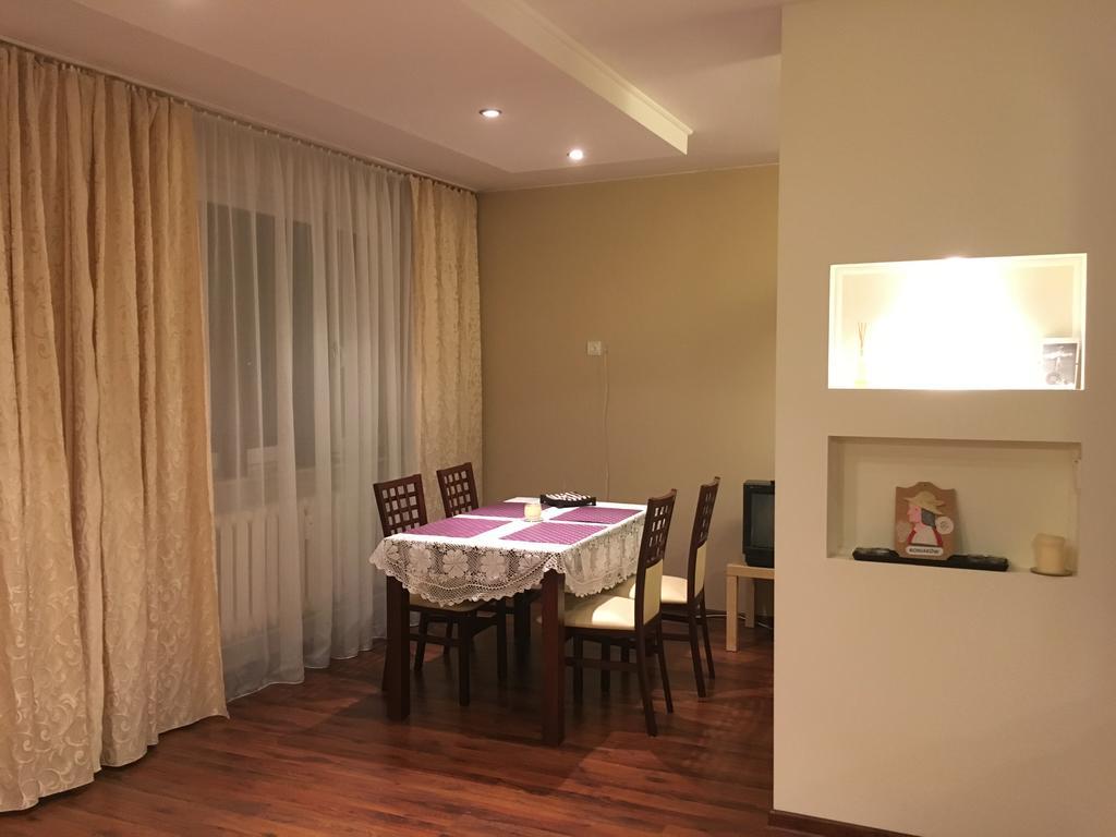 Mieszkanie Na 10 Pietrze Apartman Cieszyn  Kültér fotó