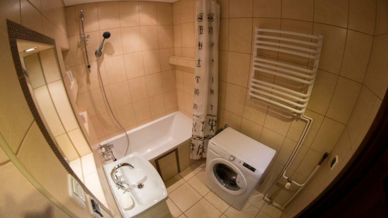 Mieszkanie Na 10 Pietrze Apartman Cieszyn  Kültér fotó
