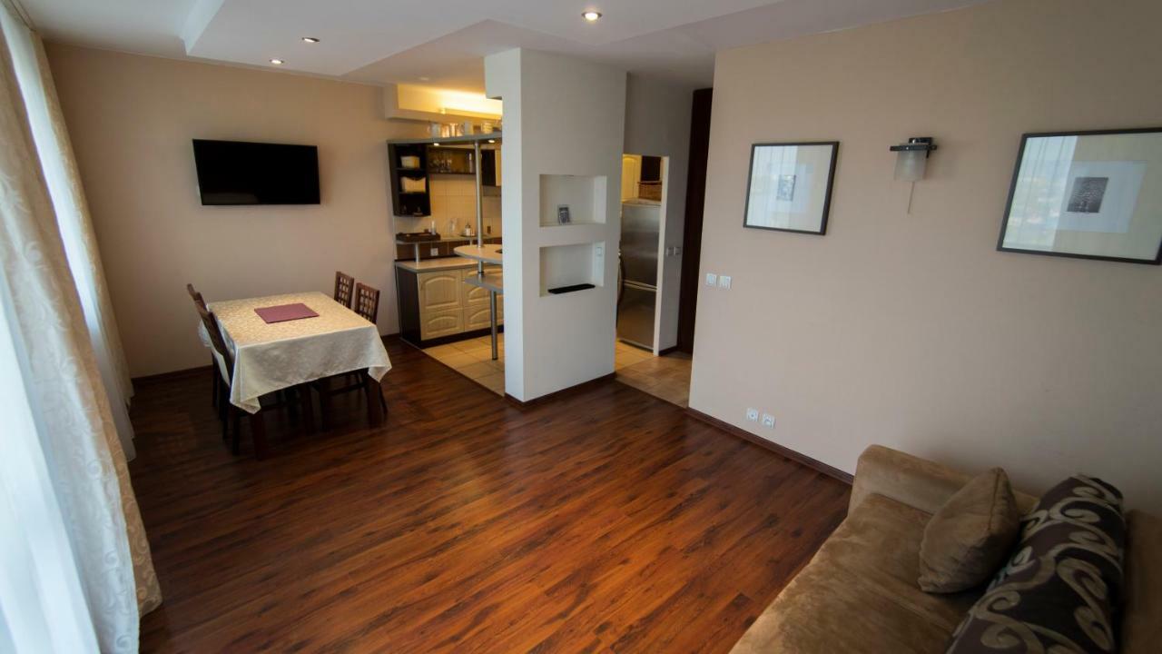 Mieszkanie Na 10 Pietrze Apartman Cieszyn  Kültér fotó