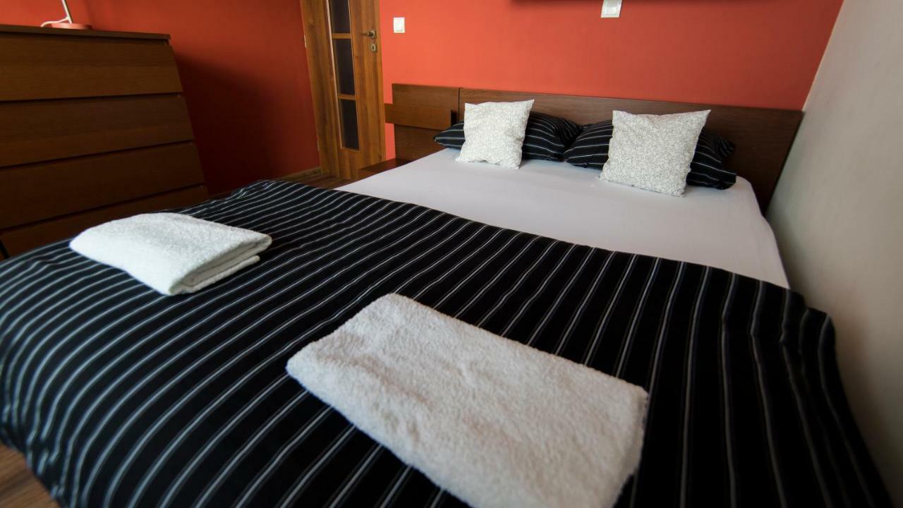 Mieszkanie Na 10 Pietrze Apartman Cieszyn  Kültér fotó