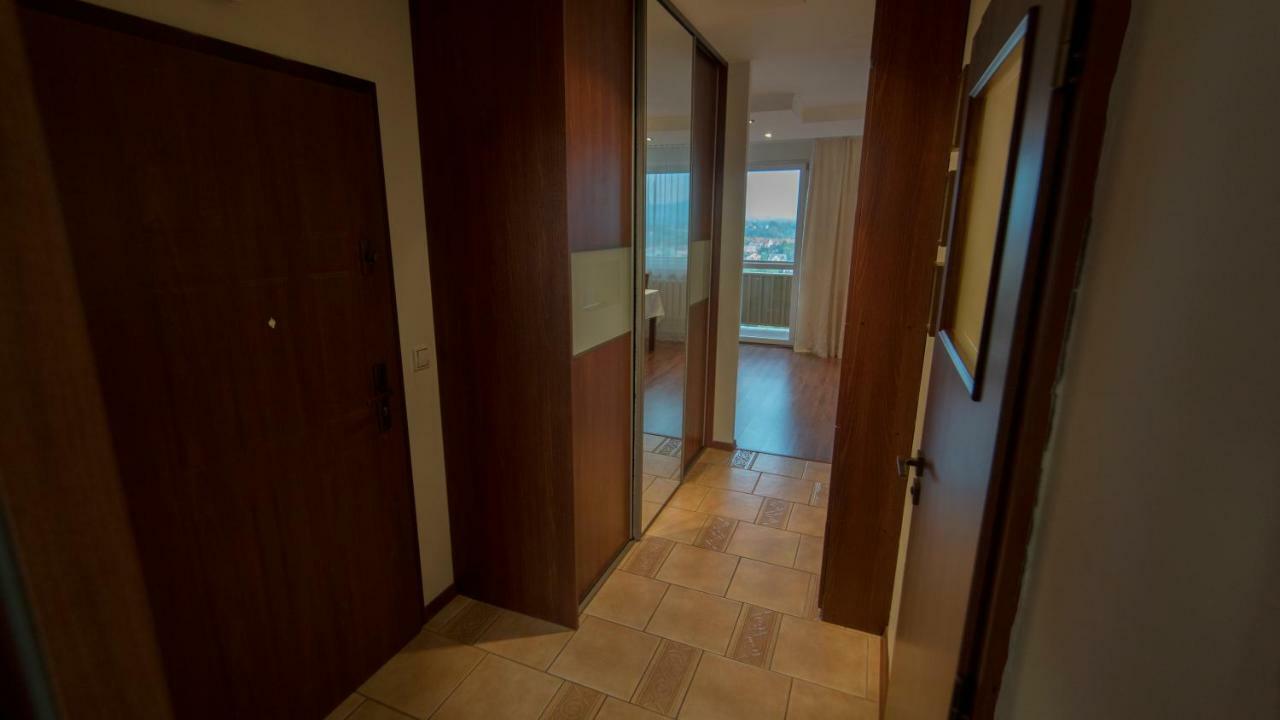 Mieszkanie Na 10 Pietrze Apartman Cieszyn  Kültér fotó