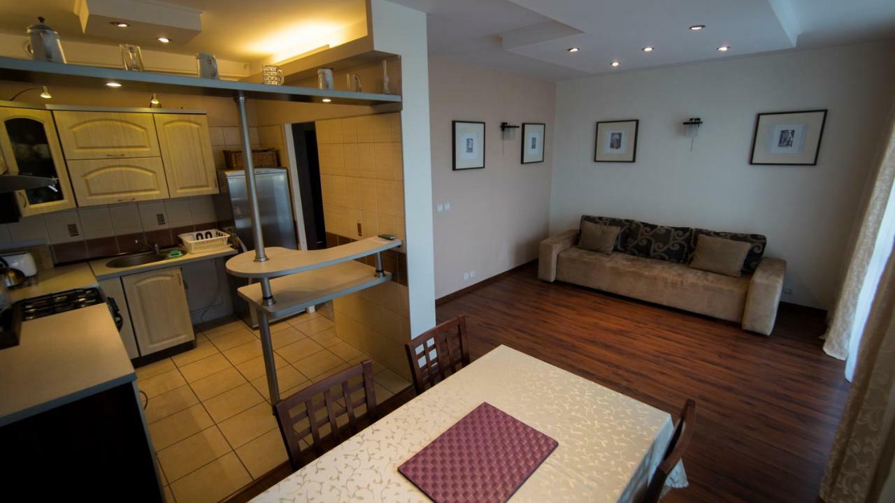 Mieszkanie Na 10 Pietrze Apartman Cieszyn  Kültér fotó